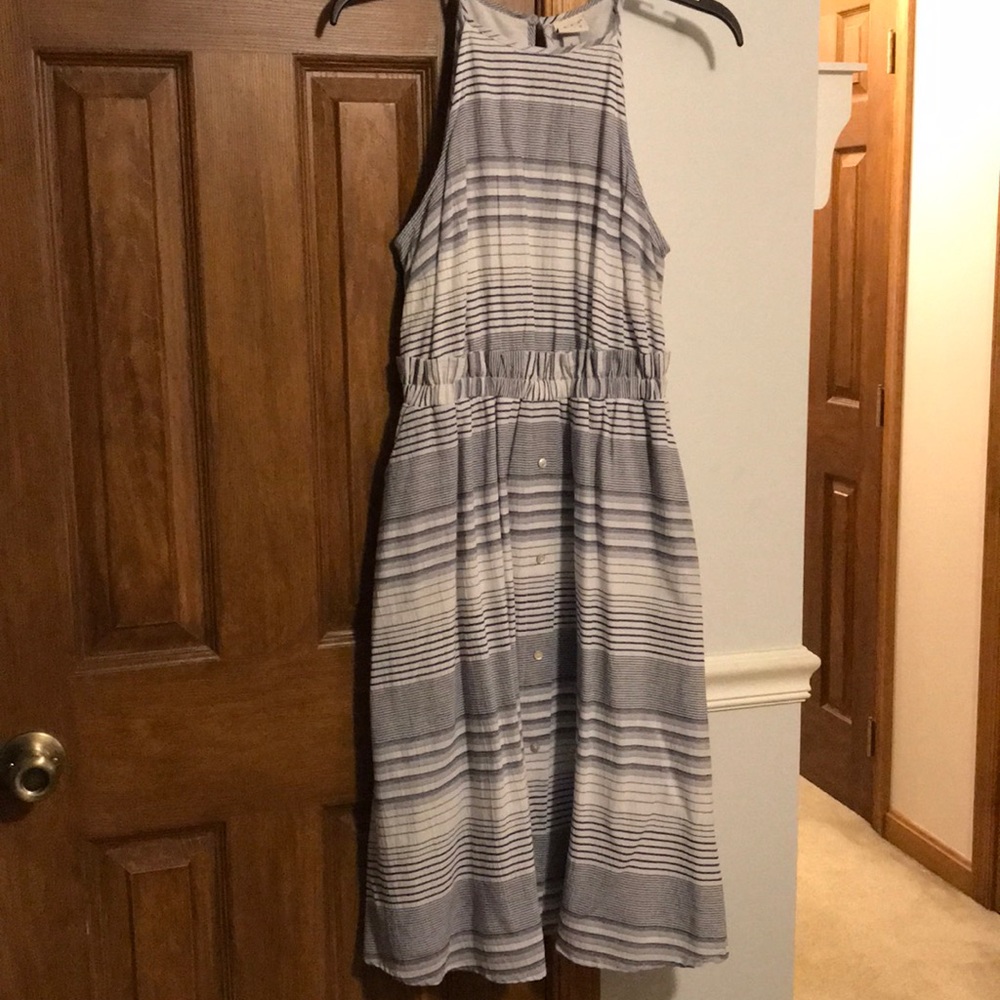 Size Small “A New Day” dress